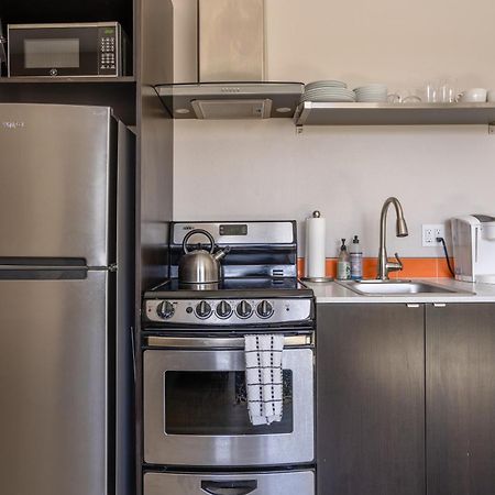Sunny Studio Apartment - Food Carts, Coffee & Bars Πόρτλαντ Εξωτερικό φωτογραφία